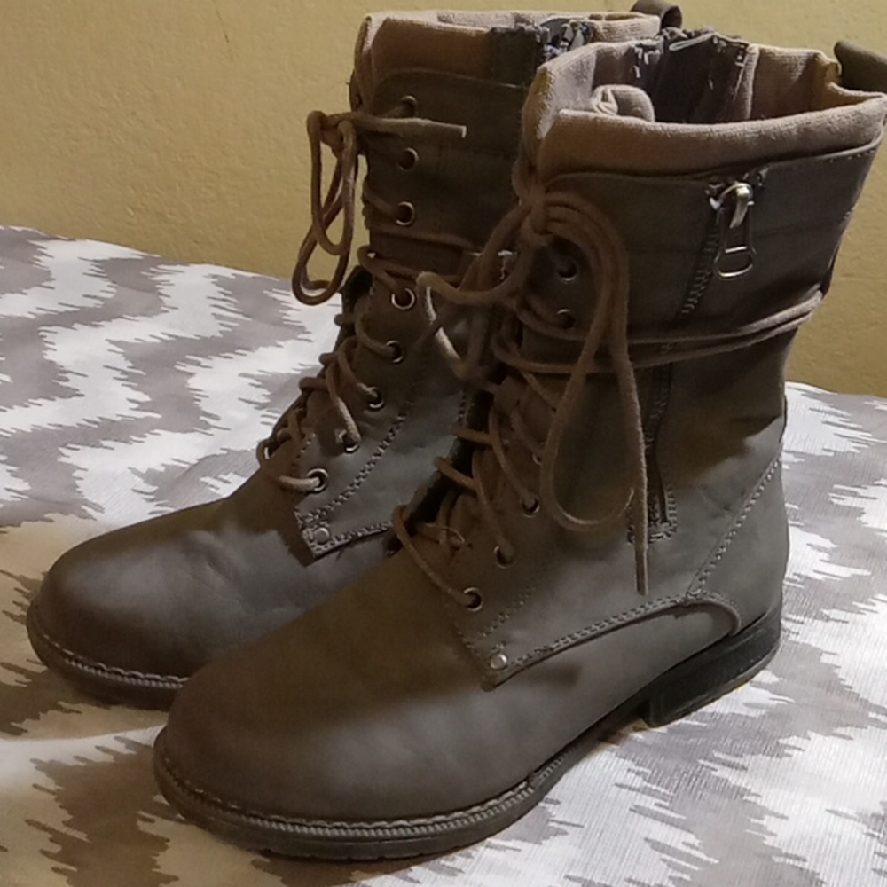 Cathy Jean Girls Gray Zip-Up Combat Boots Size 5